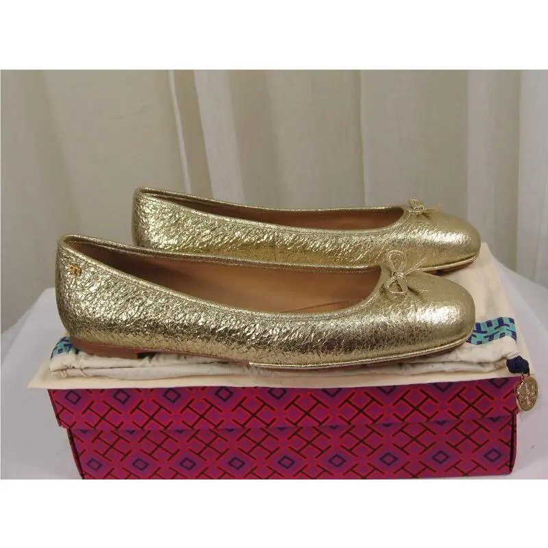 Tory Burch shoes - Laila 2 Crinkle Leather Driver Ballet Flat - 46986 - Spark Gold/Gold Logo, Manufacturer: spark gold (UPC: 190041797295) 4