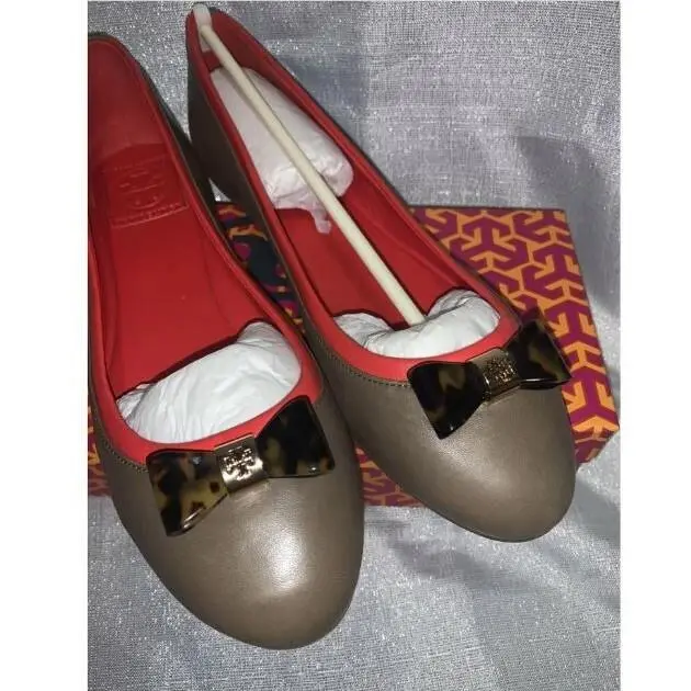 Tory Burch shoes - Brown (UPC: 887712152438) 0