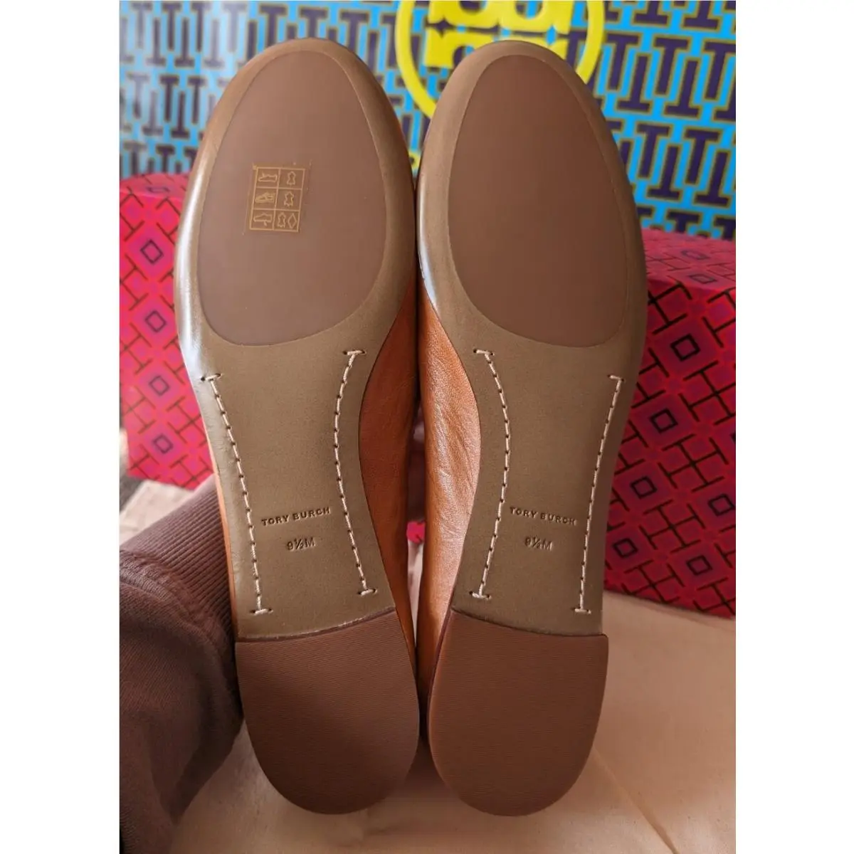 Tory Burch shoes - Tory Burch Logo - Logo - tan 4