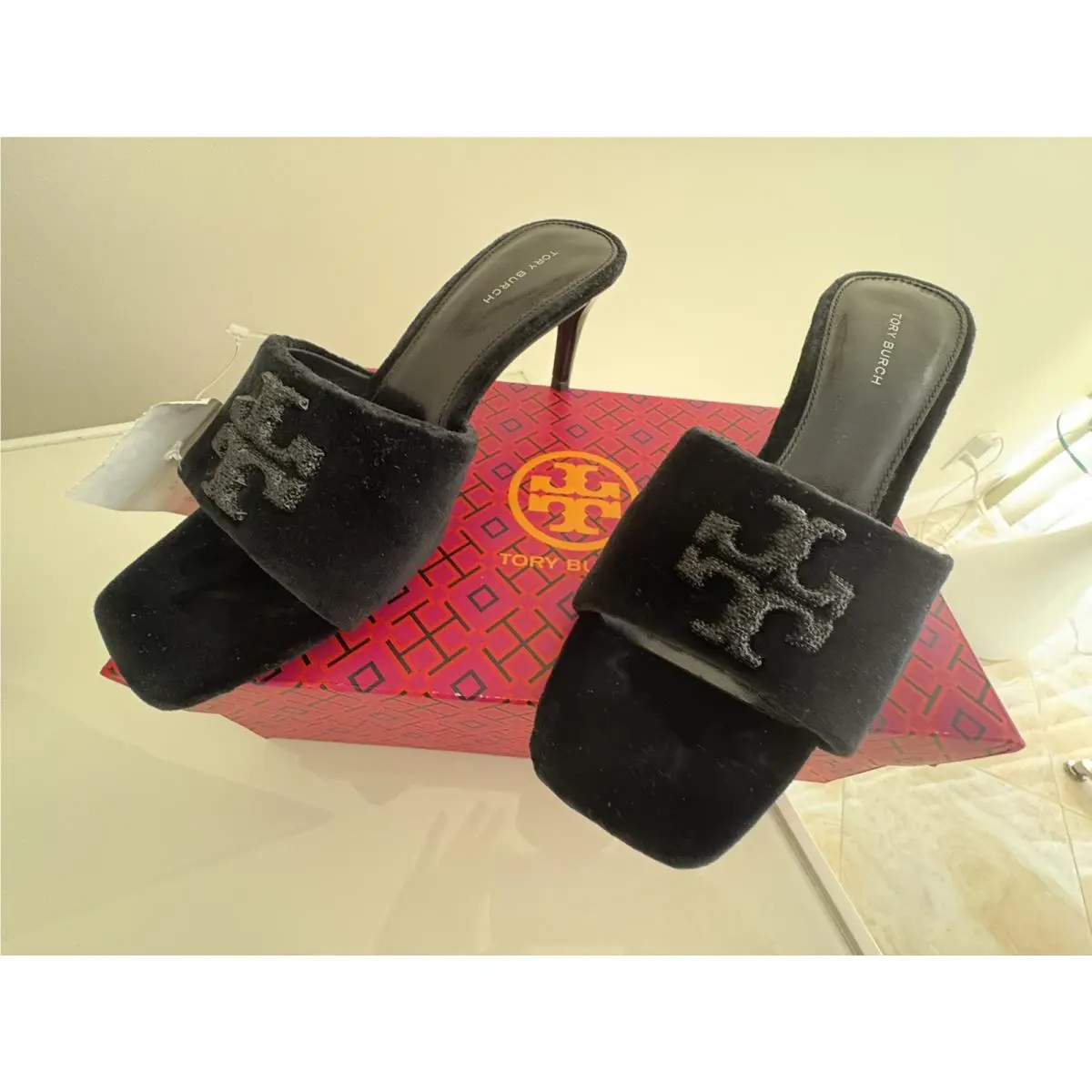 Tory Burch shoes - Tory Burch Logo - Logo - Black 3