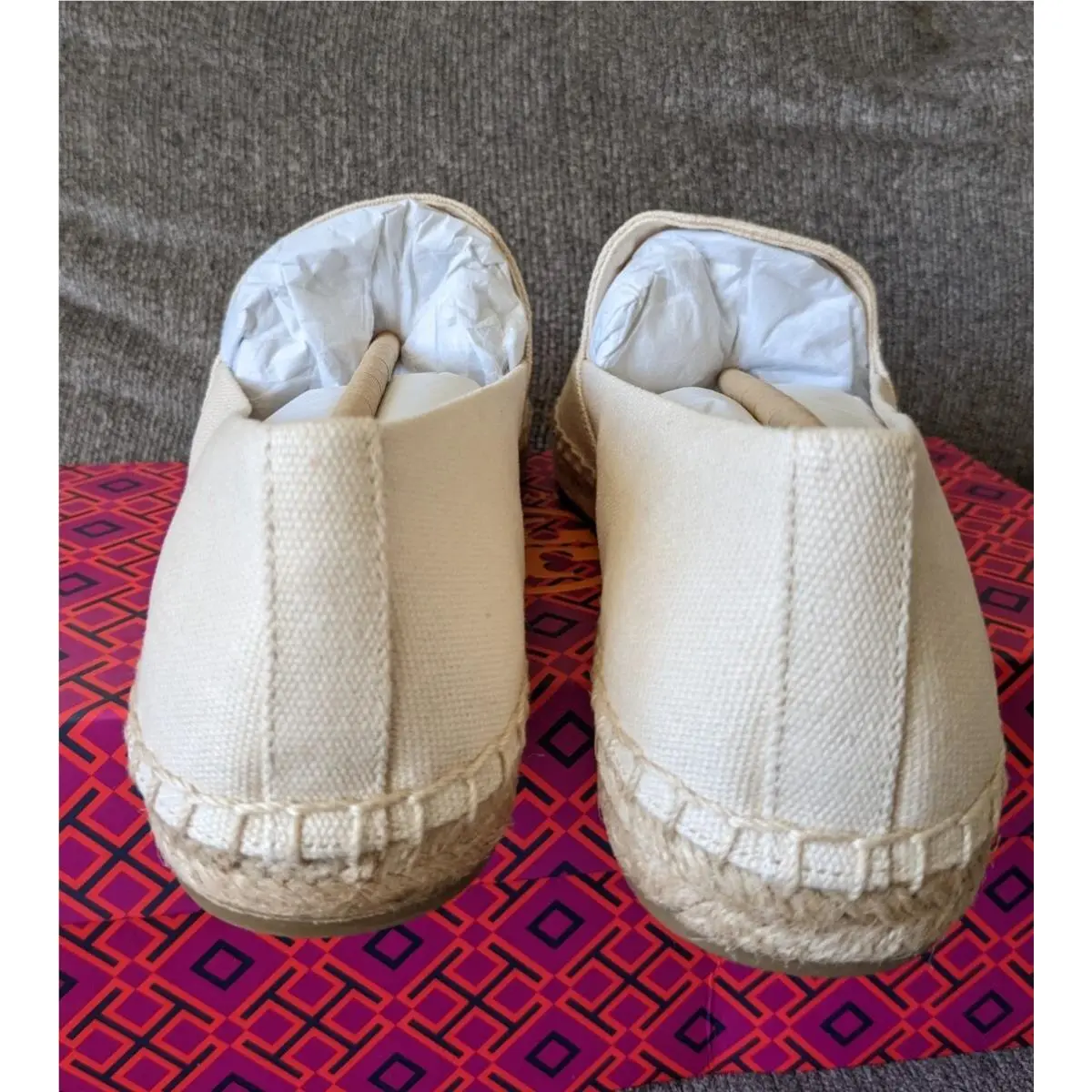 Tory Burch shoes - cream/ artic (UPC: 192485783698) 4