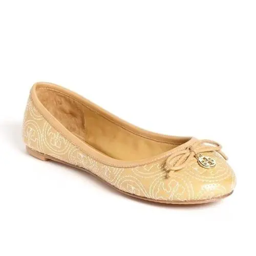 Tory Burch Women`s Chelsea Stitched Logo Ballet Flats Iced Coffee Size 7.5 M - Beige