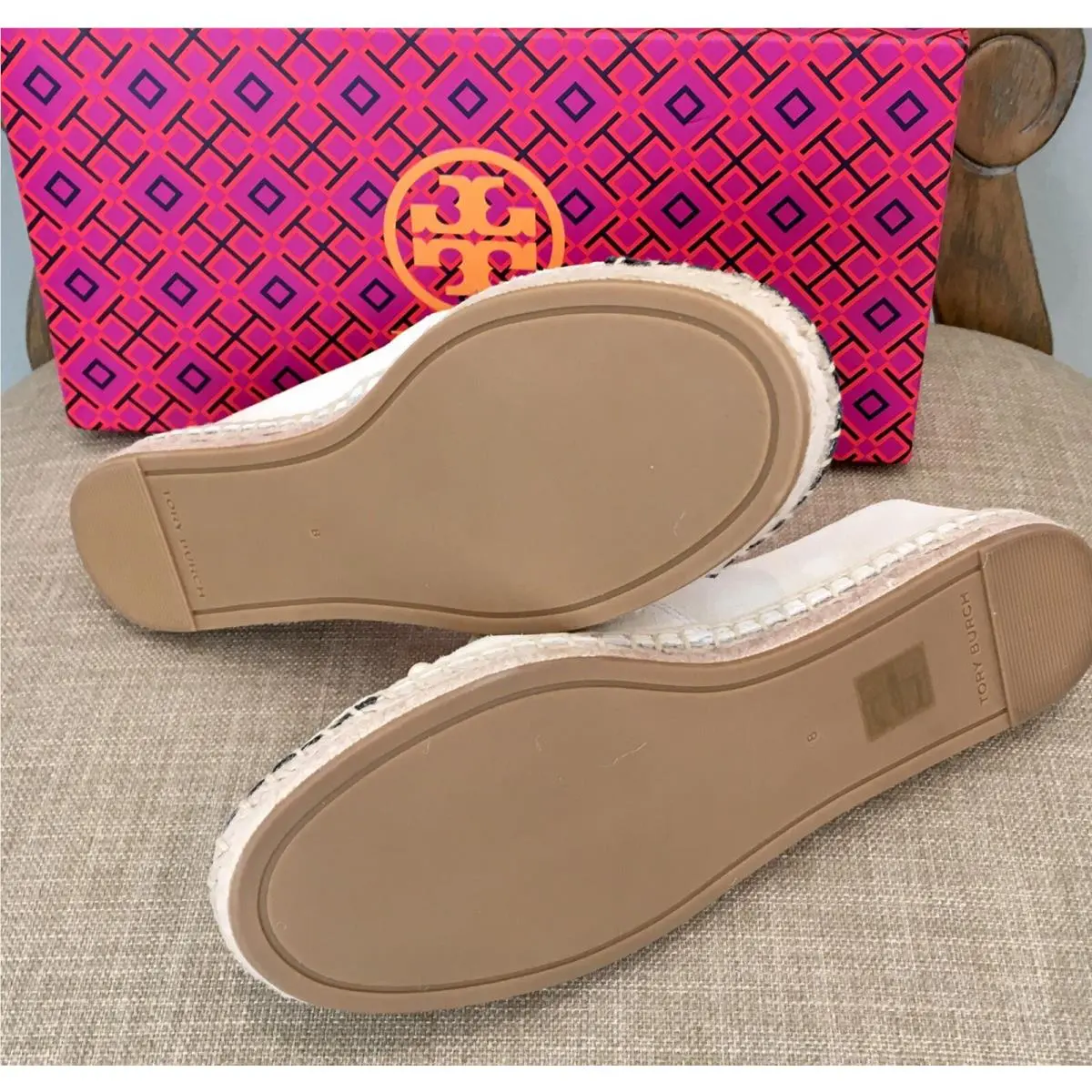 Tory Burch shoes - Tory Burch Logo - Logo - Black 6