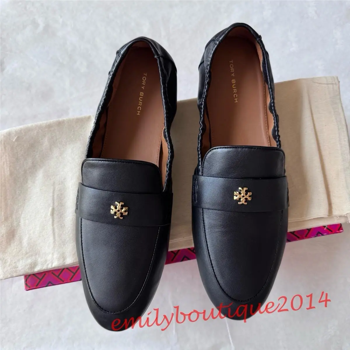 Tory Burch shoes - Tory Burch Logo - Logo - Black (UPC: 196133017760) 1