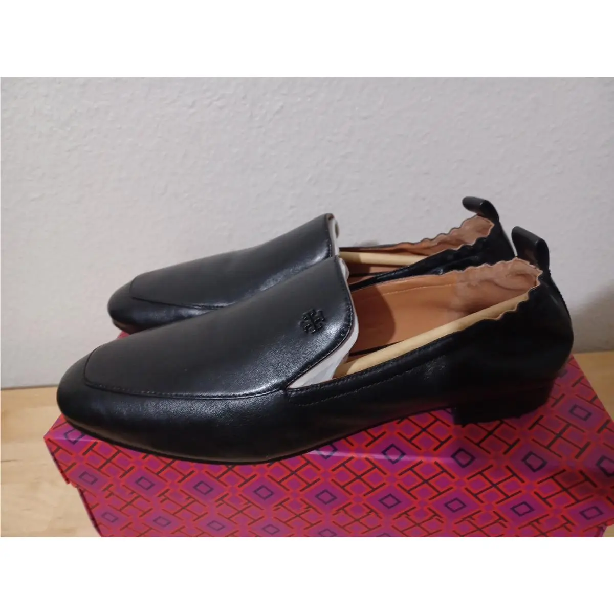 Tory Burch shoes - 73879 - 73879 - Black (UPC: 192485519716) 1