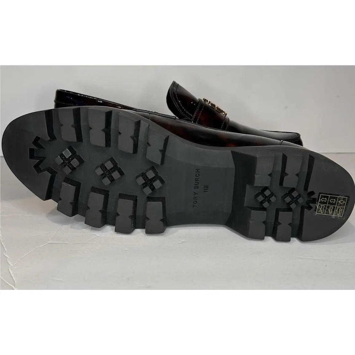 Tory Burch shoes - Tory Burch Logo - Logo - Black (UPC: 0197865370970) 5
