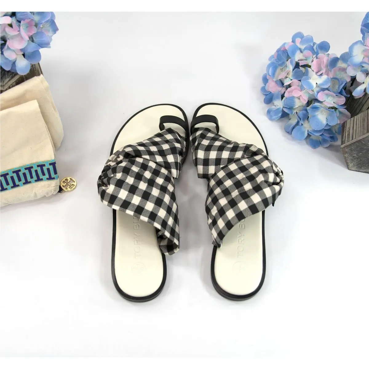 Tory Burch shoes - Thong - Thong - Black (UPC: 190041814978) 3