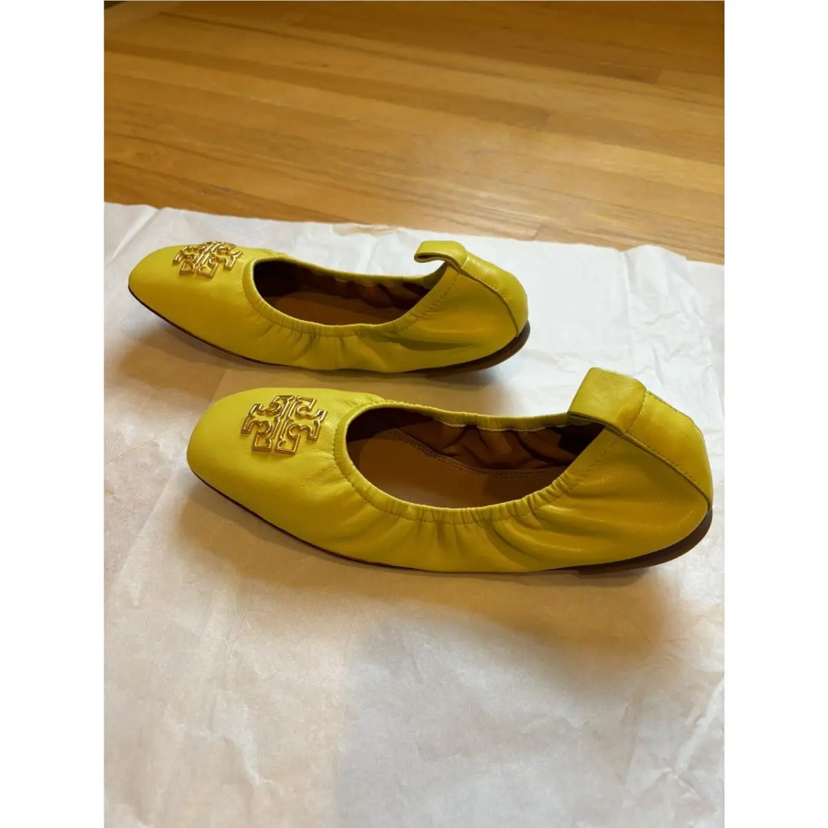 Tory Burch shoes - Green (UPC: 196133346648) 1