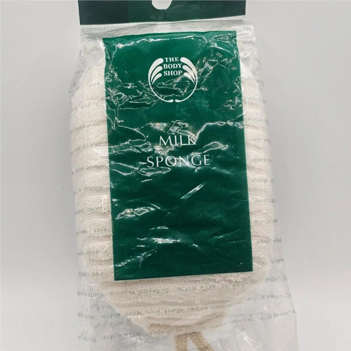 The Body Shop Milk Sponge Vintage White Bath Sponge Made in Japan Ref 7780 by THE BODY SHOP
