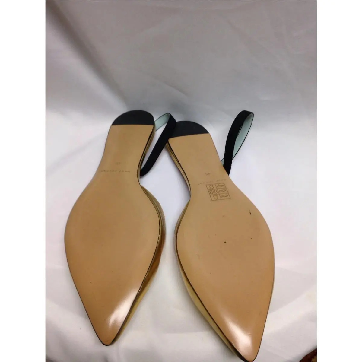Marc Jacobs shoes - Gold 8
