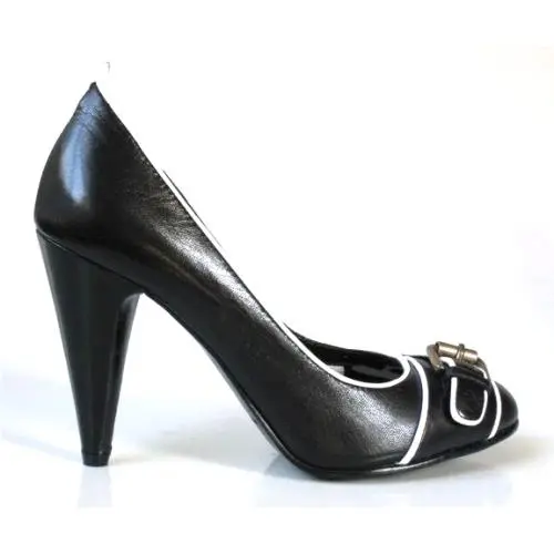 Marc Jacobs shoes - Black 0
