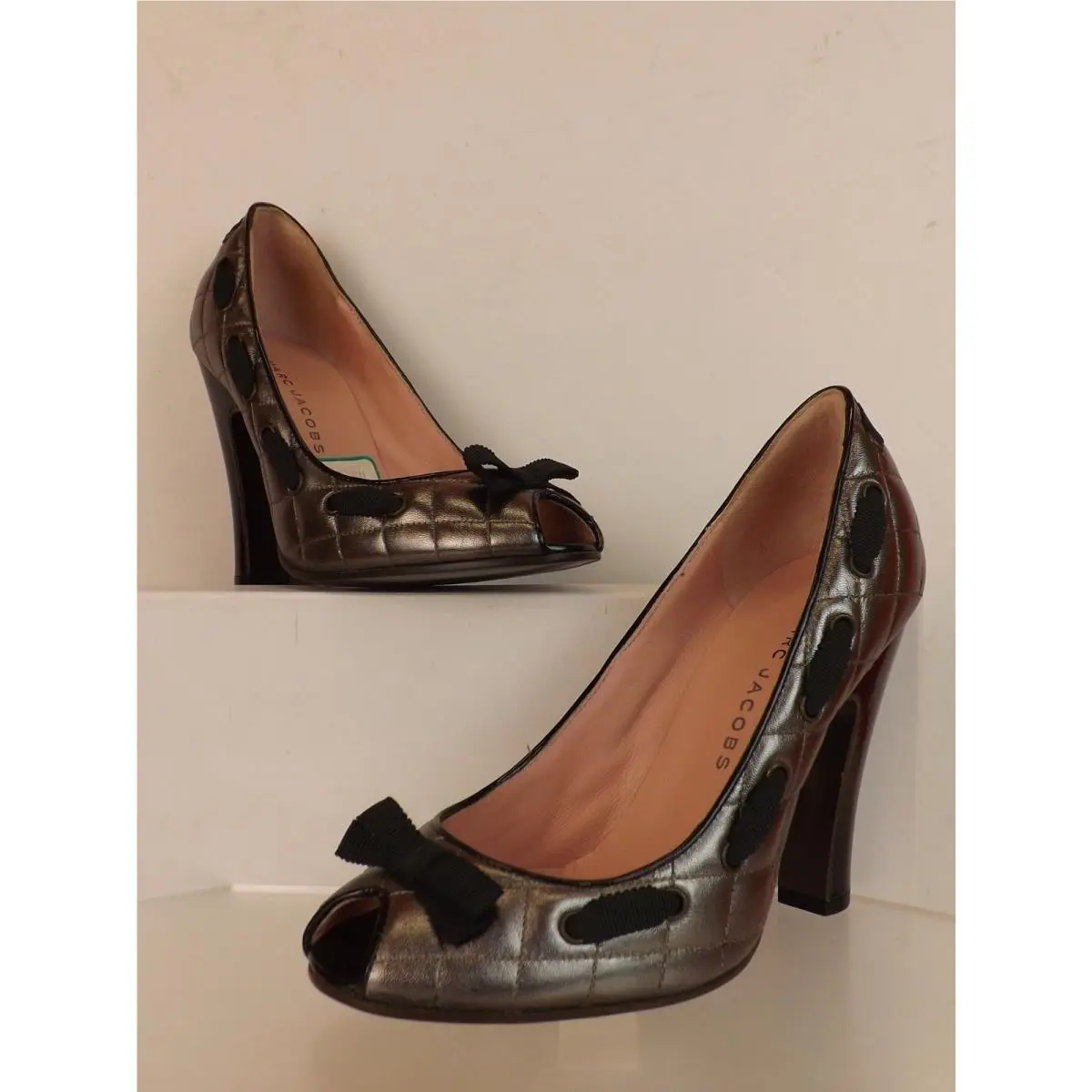 Marc Jacobs shoes - Pewter/Black (UPC: 405500587547) 5