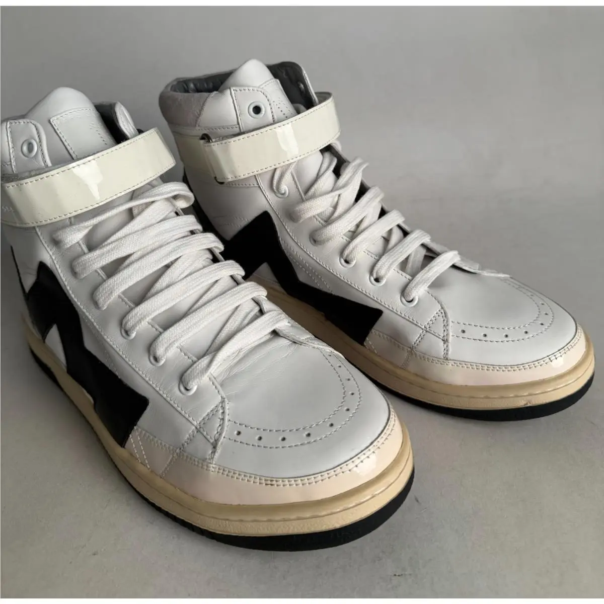 Marc Jacobs shoes - M2339C00.366 - M2339C00366 - White, Black, Creme & Light Gray (UPC: 7000000087332) 4