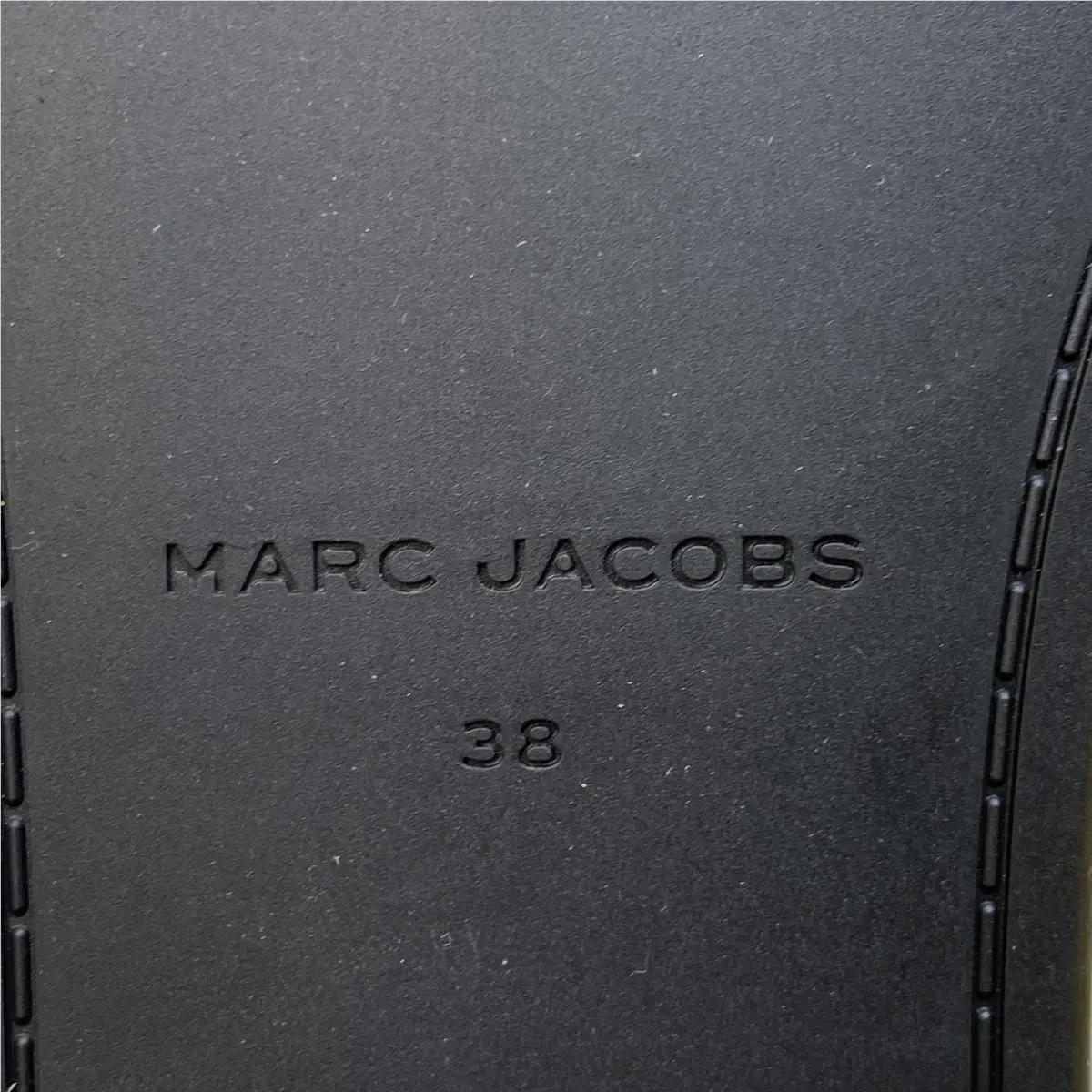 Marc Jacobs shoes - White (UPC: 196611840095) 7