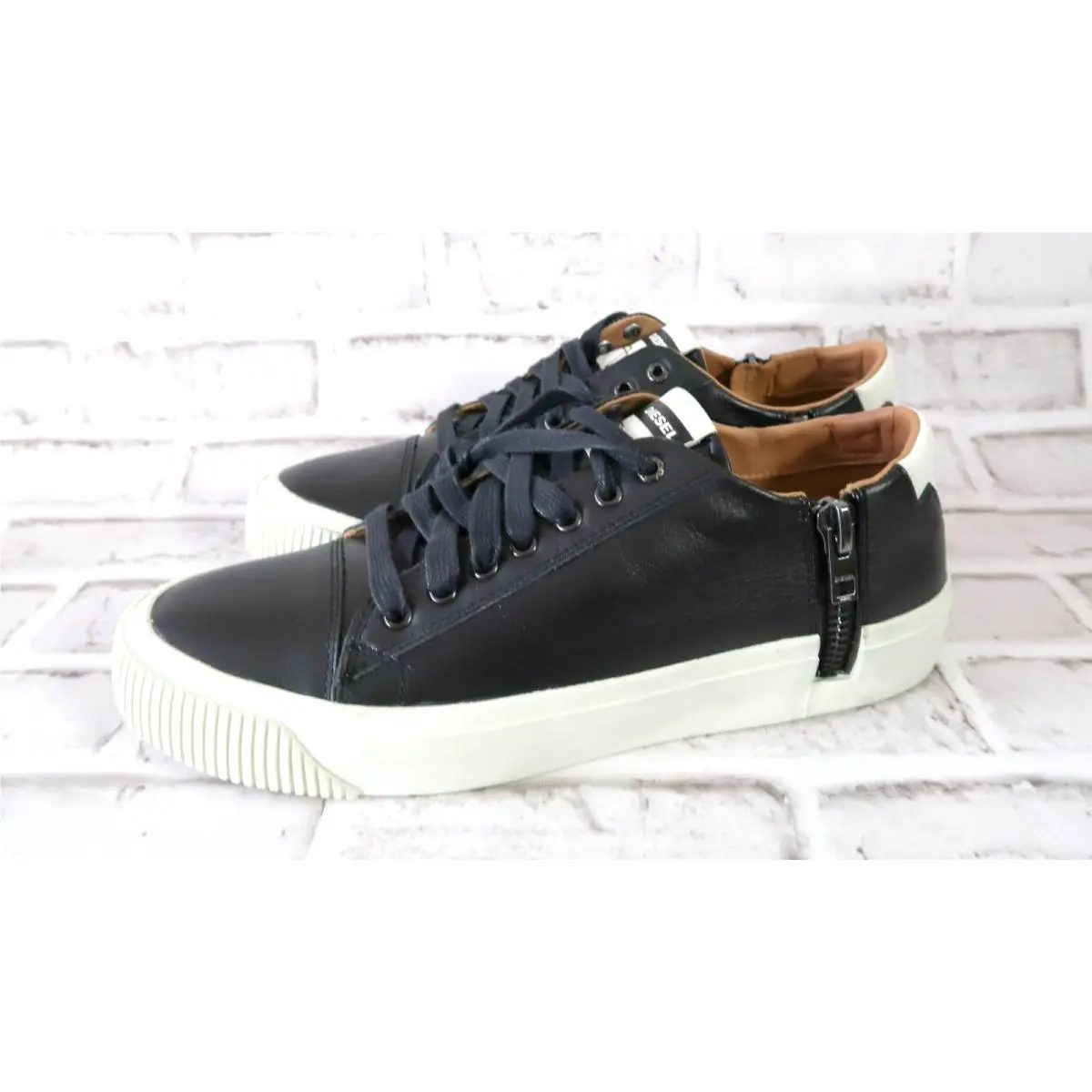 Diesel shoes - Zip-Turf S-Voyage Low - Low - Black / White 0