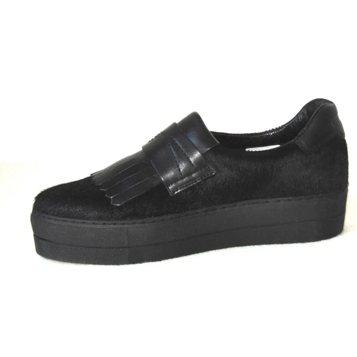 Diesel shoes - Black (UPC: 8058981485837) 0