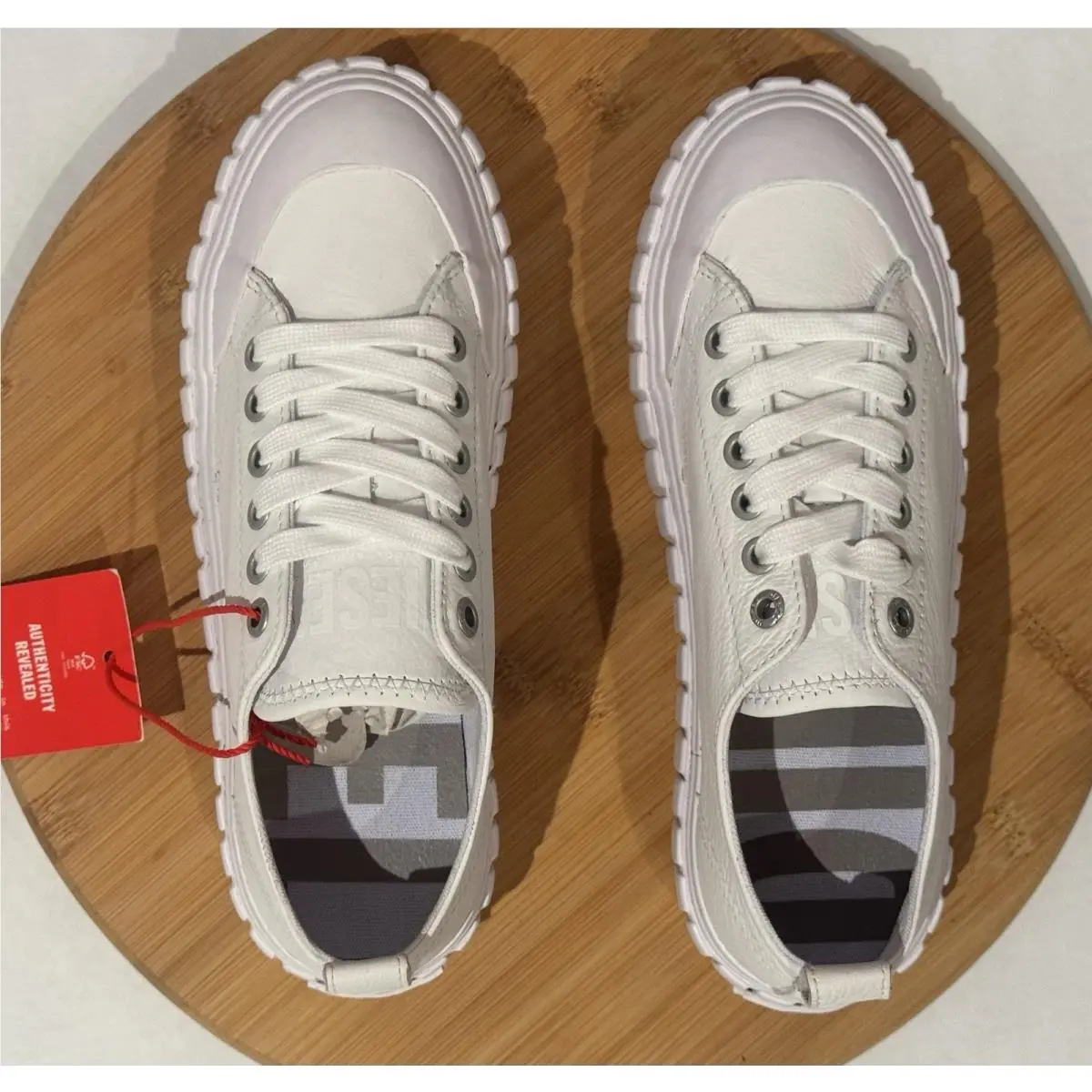 Diesel shoes - Diesel S-Hanami Mid W - Mid - Y02829-PR013-T1003 - White 1