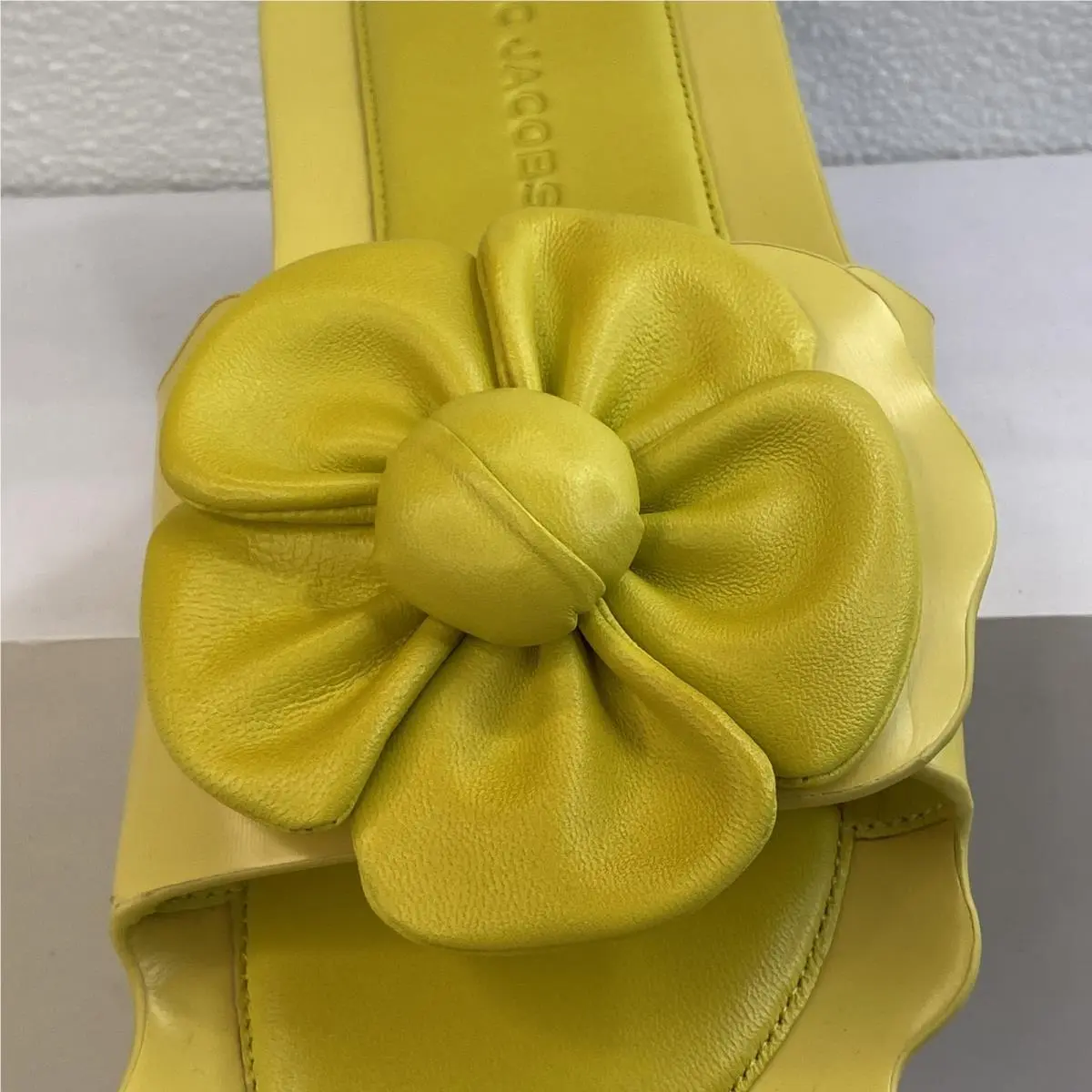 Marc Jacobs shoes - Yellow (UPC: 196611840149) 8