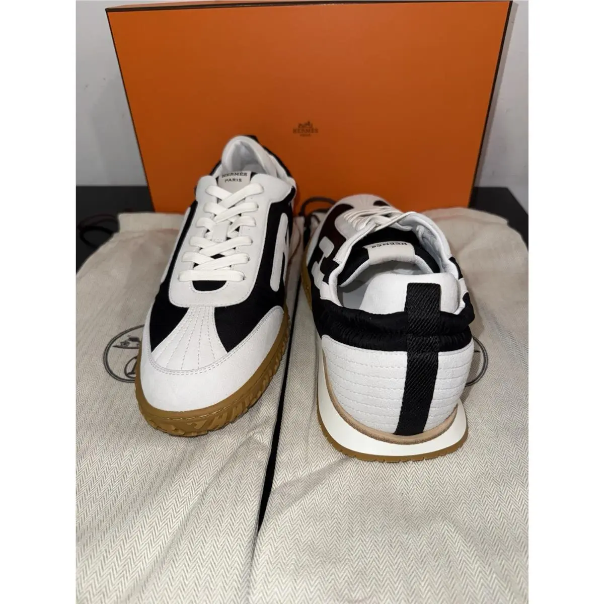 Hermes shoes - HERMES JET - JET - H242923ZH - Black / White 13