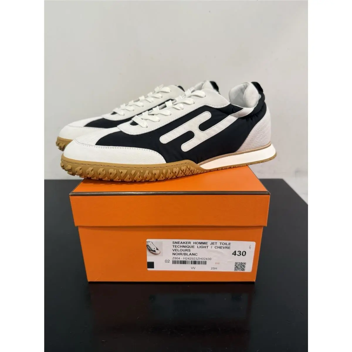 Hermes shoes - HERMES JET - JET - H242923ZH - Black / White 5