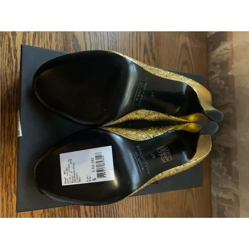 Marc Jacobs shoes - GOLD 10