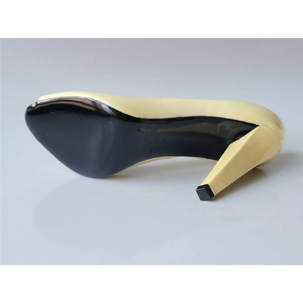 Marc Jacobs shoes - Yellow 3