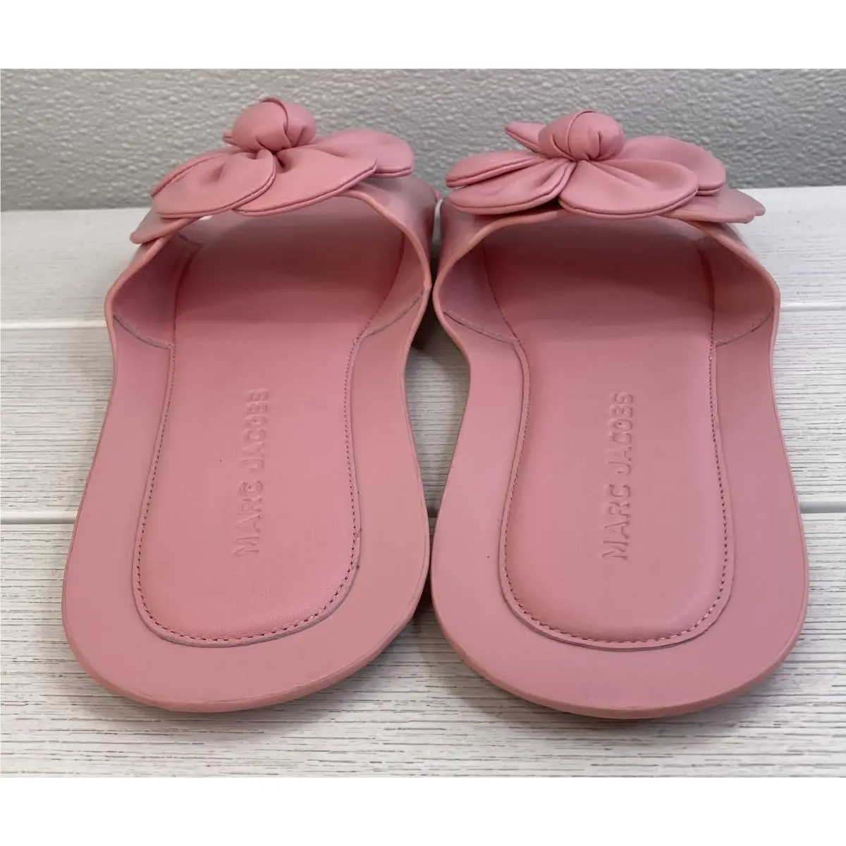 Marc Jacobs shoes - Pink (UPC: 196611839990) 1