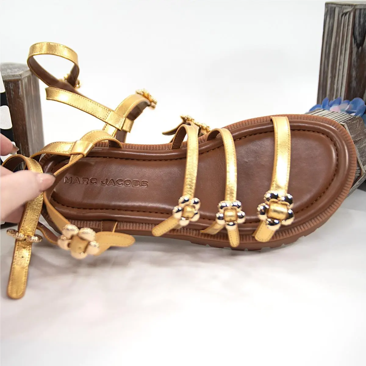 Marc Jacobs shoes - Gold (UPC: 196611303606) 1