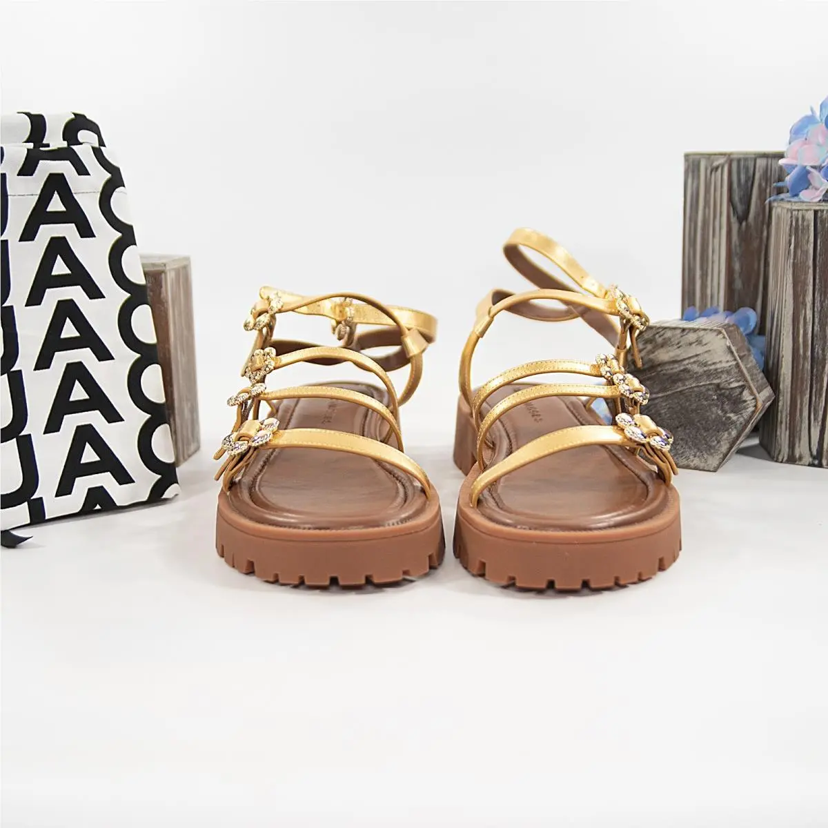 Marc Jacobs shoes - Gold (UPC: 196611303606) 5