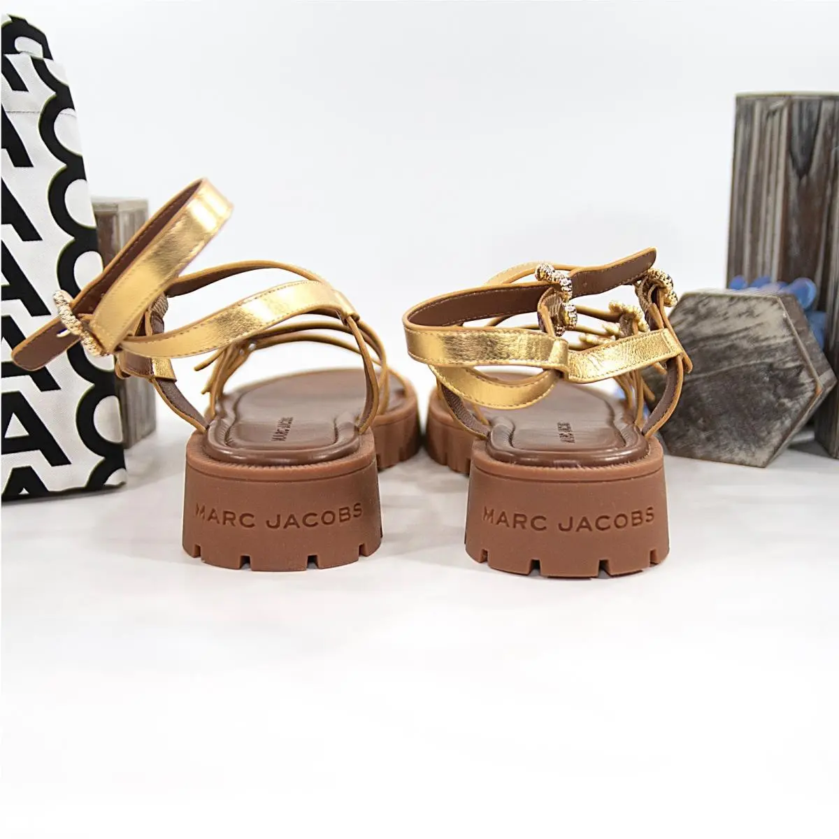 Marc Jacobs shoes - Gold (UPC: 196611303606) 3