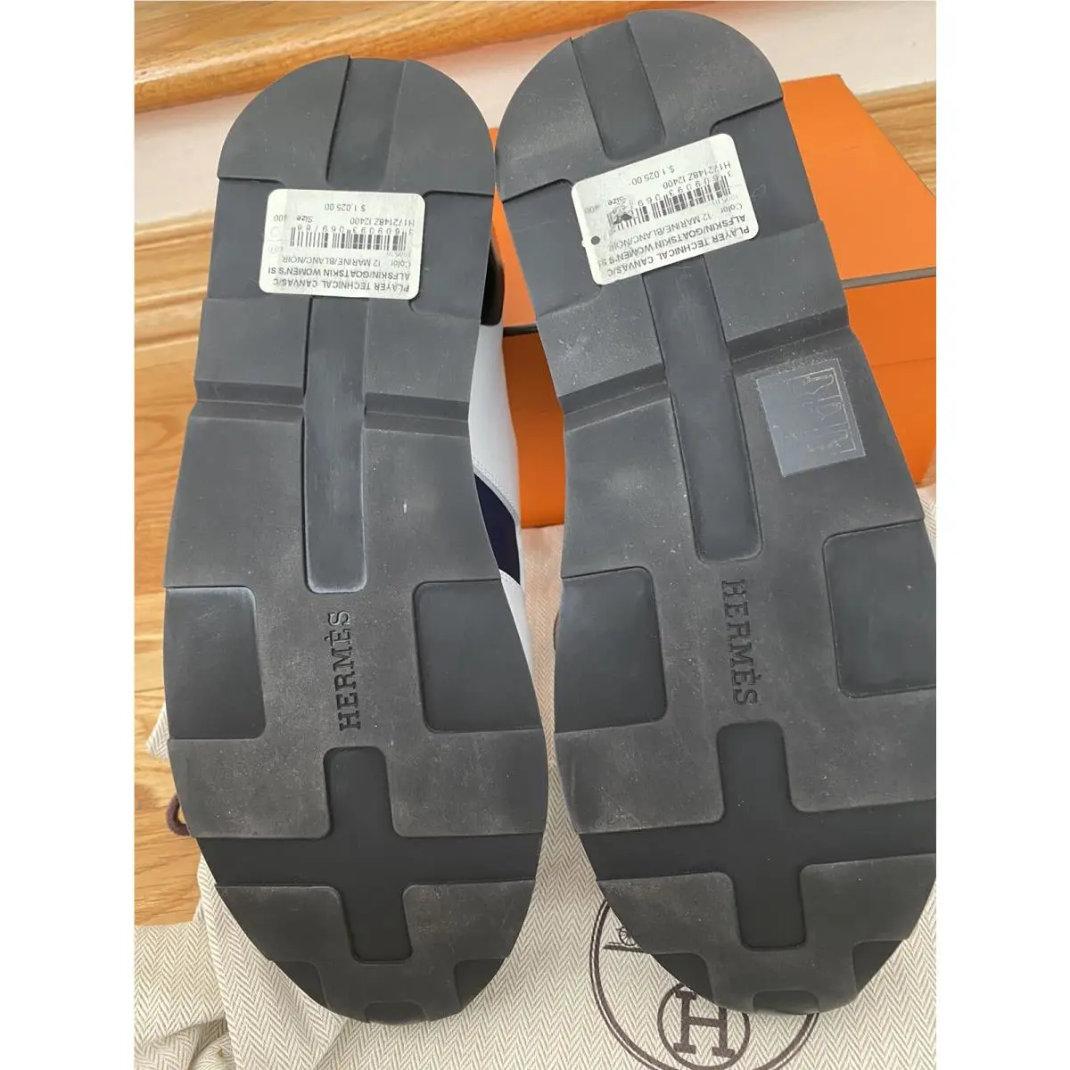Hermes shoes - Mrine/white/black 2