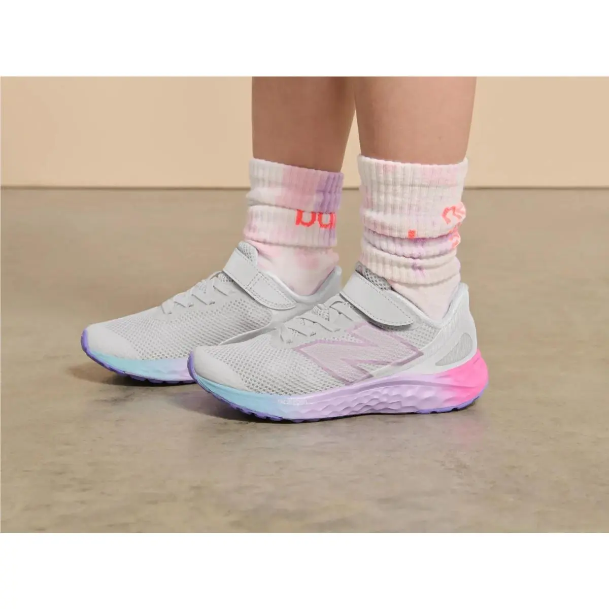 New Balance shoes - Grey/Multicolor 4