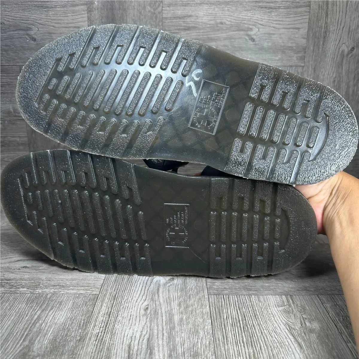 Dr. Martens shoes - Dr. Martens Gryphon - Martens Gryphon - Black 5