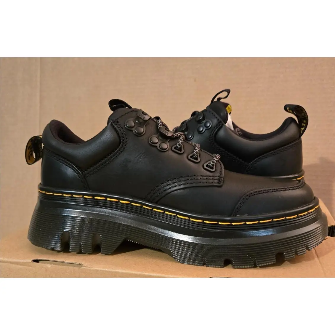 Dr. Martens shoes - Tarik Lo Leather - Tarik Leather - 31648001 - Black (UPC: 190665628074) 5