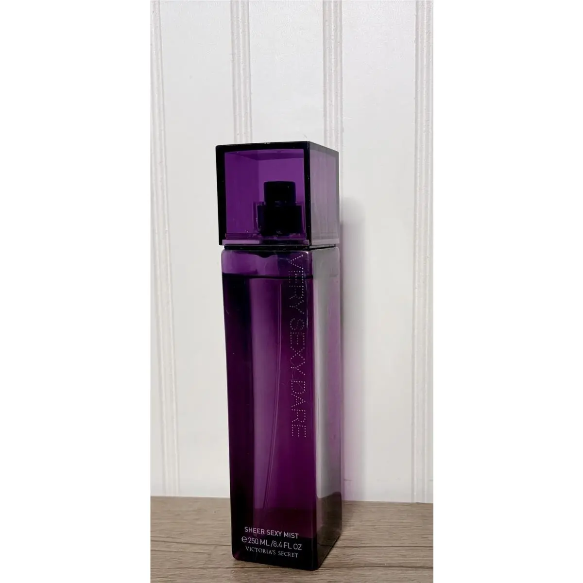 Victoria`s Secret Very Sexy Dare Sheer Fine Fragrance Mist 8.4 oz A