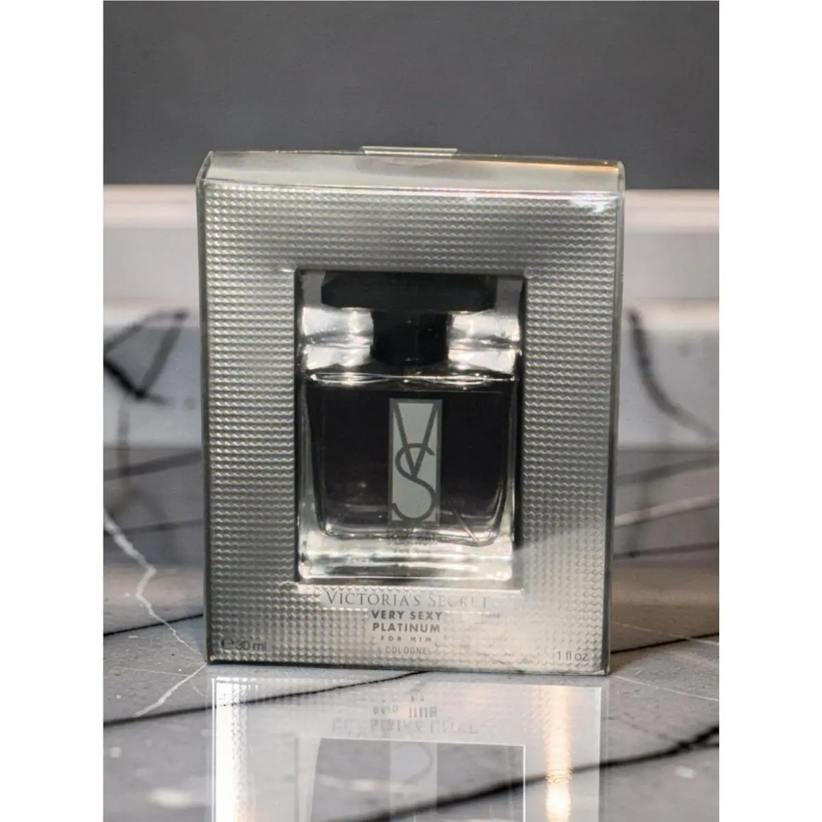 Victoria`s Secret Very Sexy Platinum For Him Cologne 1 fl oz