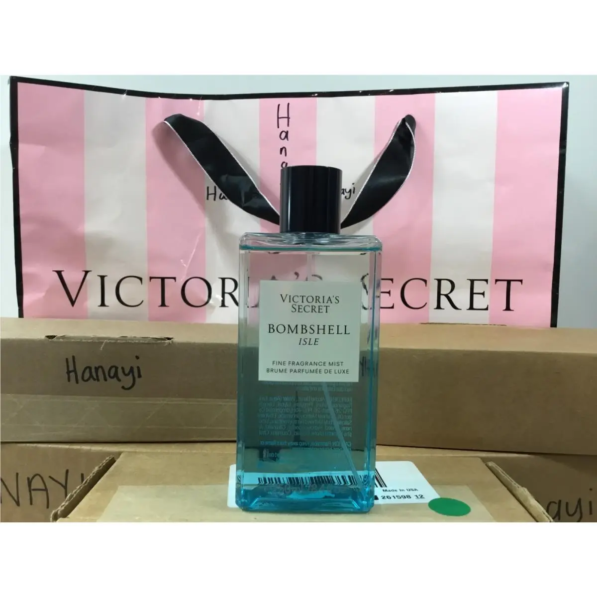 Victoria`s Secret Bombshell Isle Fine Fragrance Mist 8.4 OZ / 250 ML