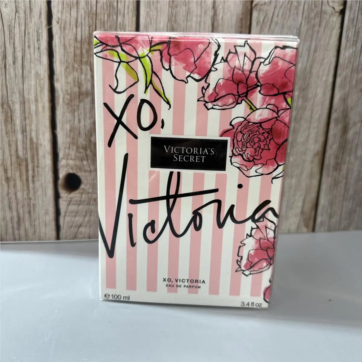 Victoria`s Secret XO Victoria 100 ml 3.4 oz Perfume - Limited Edition