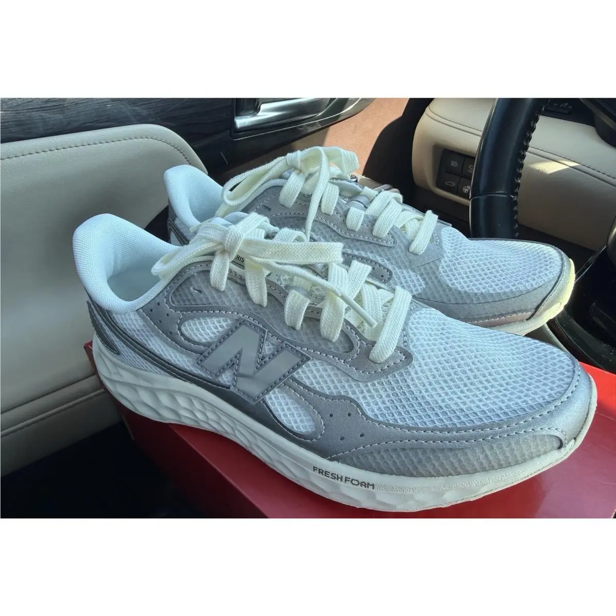 Fresh Foam Sneakers Women’s Size 9 Mens 7.5 Unisex New Grey White by New Balance