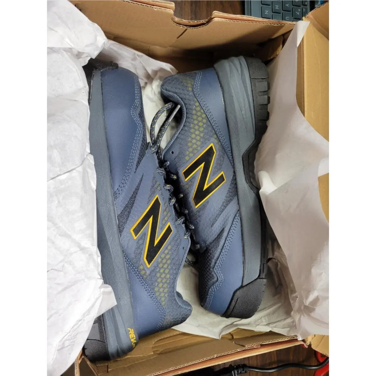 New Balance shoes - Blue 1