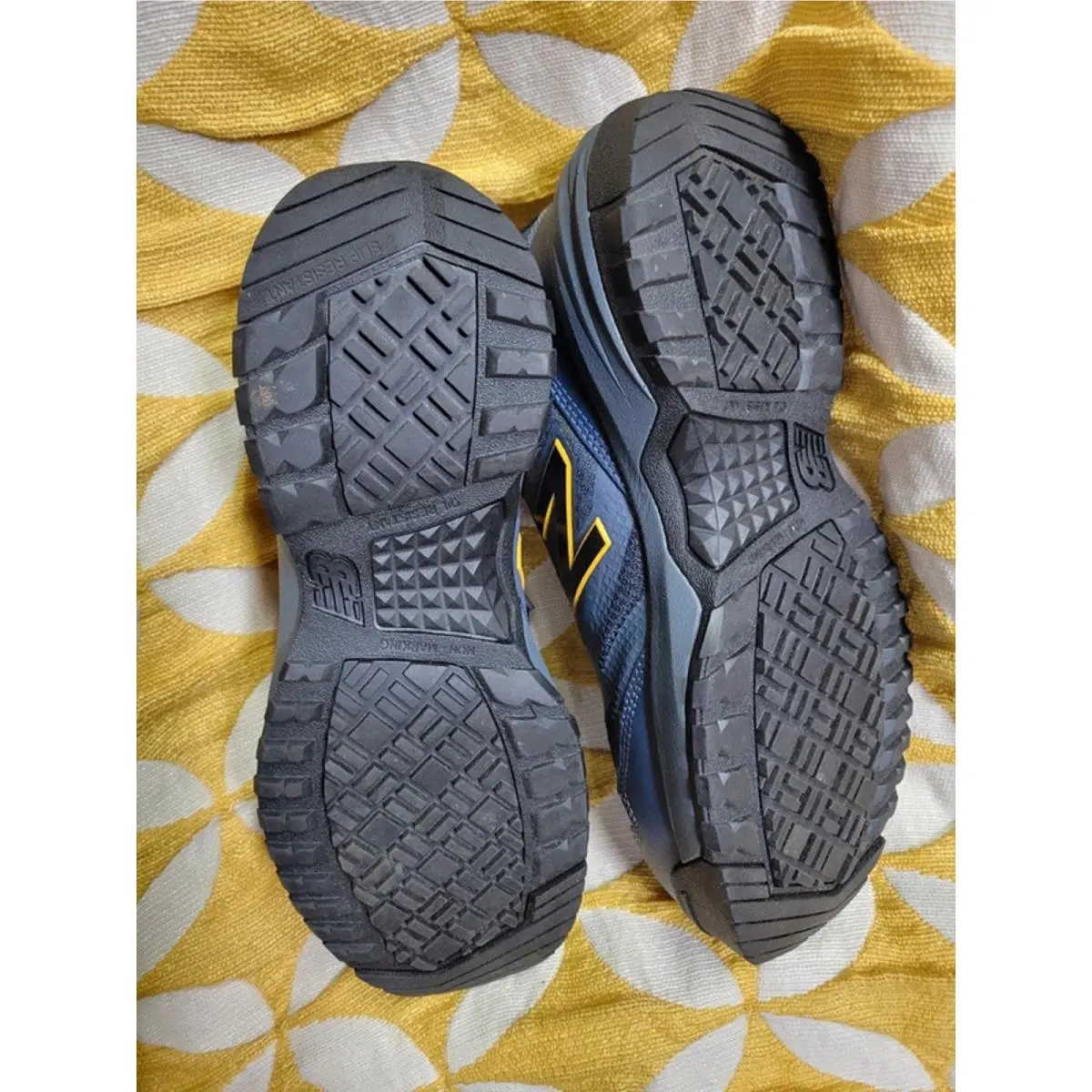 New Balance shoes - Blue 4