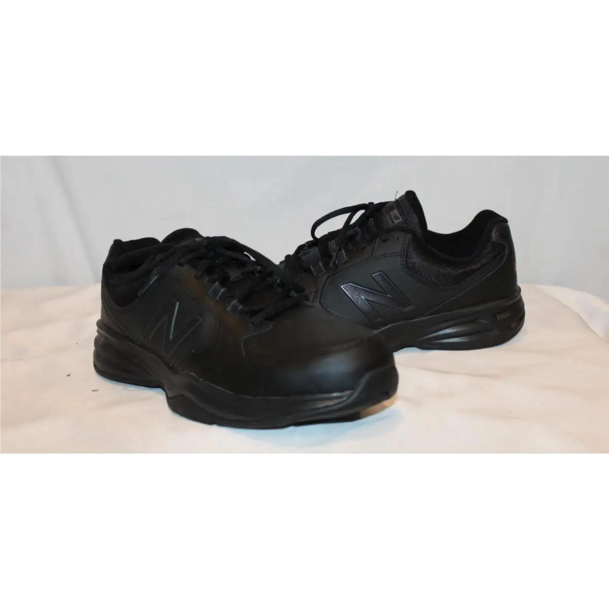 New Balance shoes - New Balance 411 - Black 1