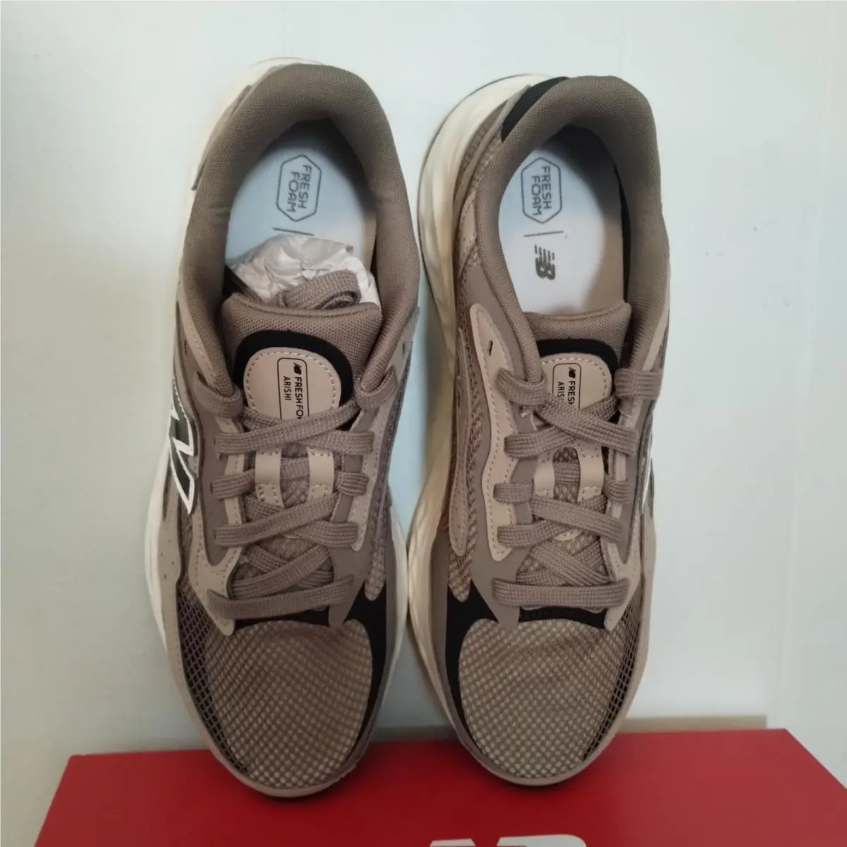 New Balance shoes - Brown 1