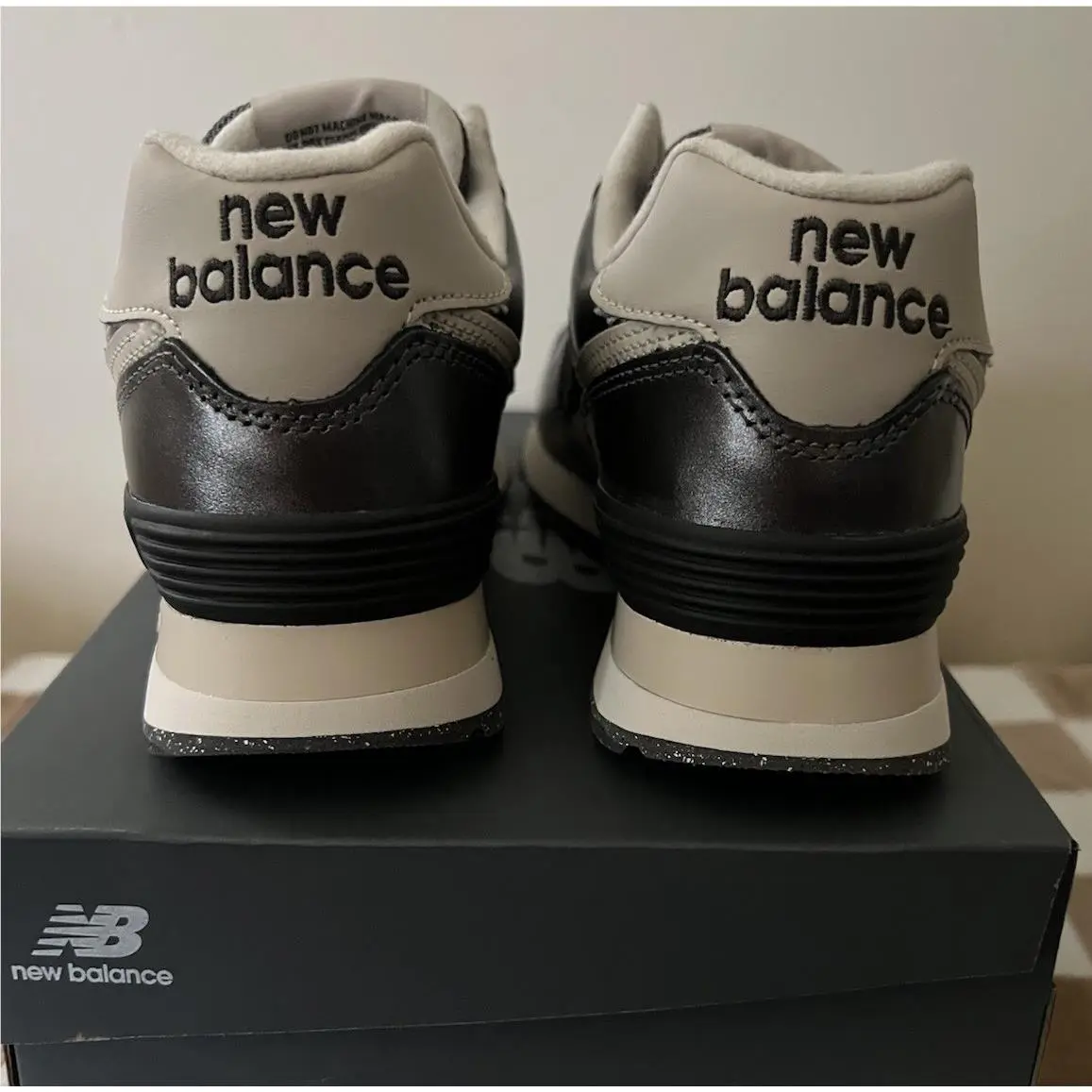 New Balance shoes - New Balance 574 - WL574MGS - Metallic Bronze/Black 8