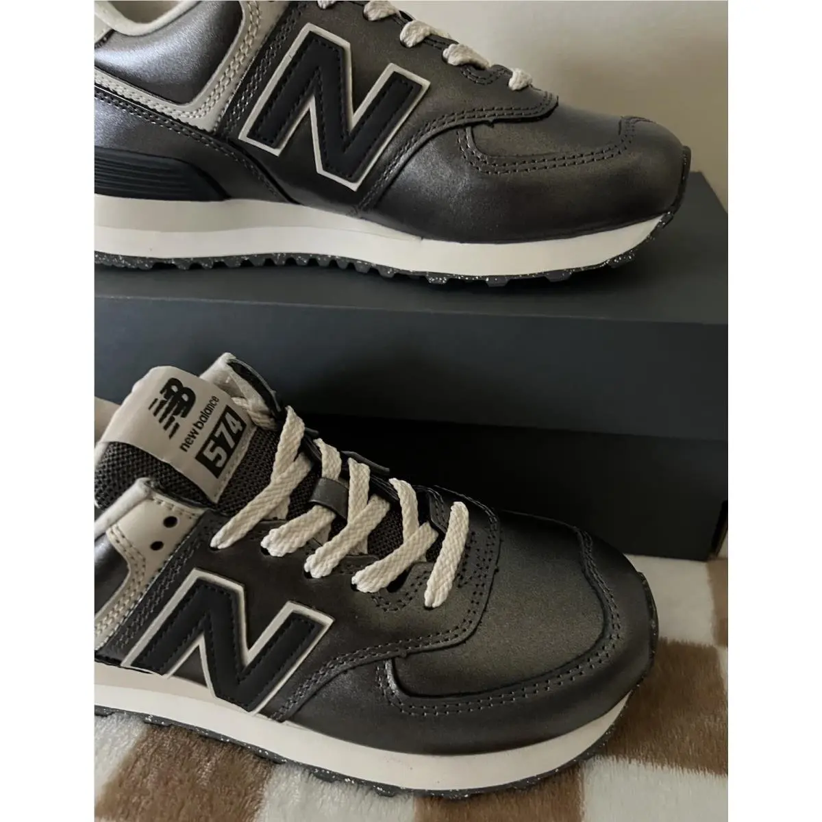 New Balance shoes - New Balance 574 - WL574MGS - Metallic Bronze/Black 3