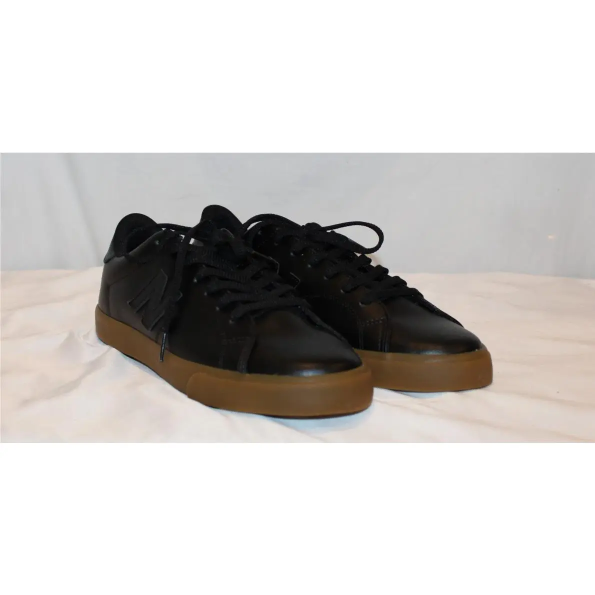 New Balance shoes - New Balance 210 - Black 0