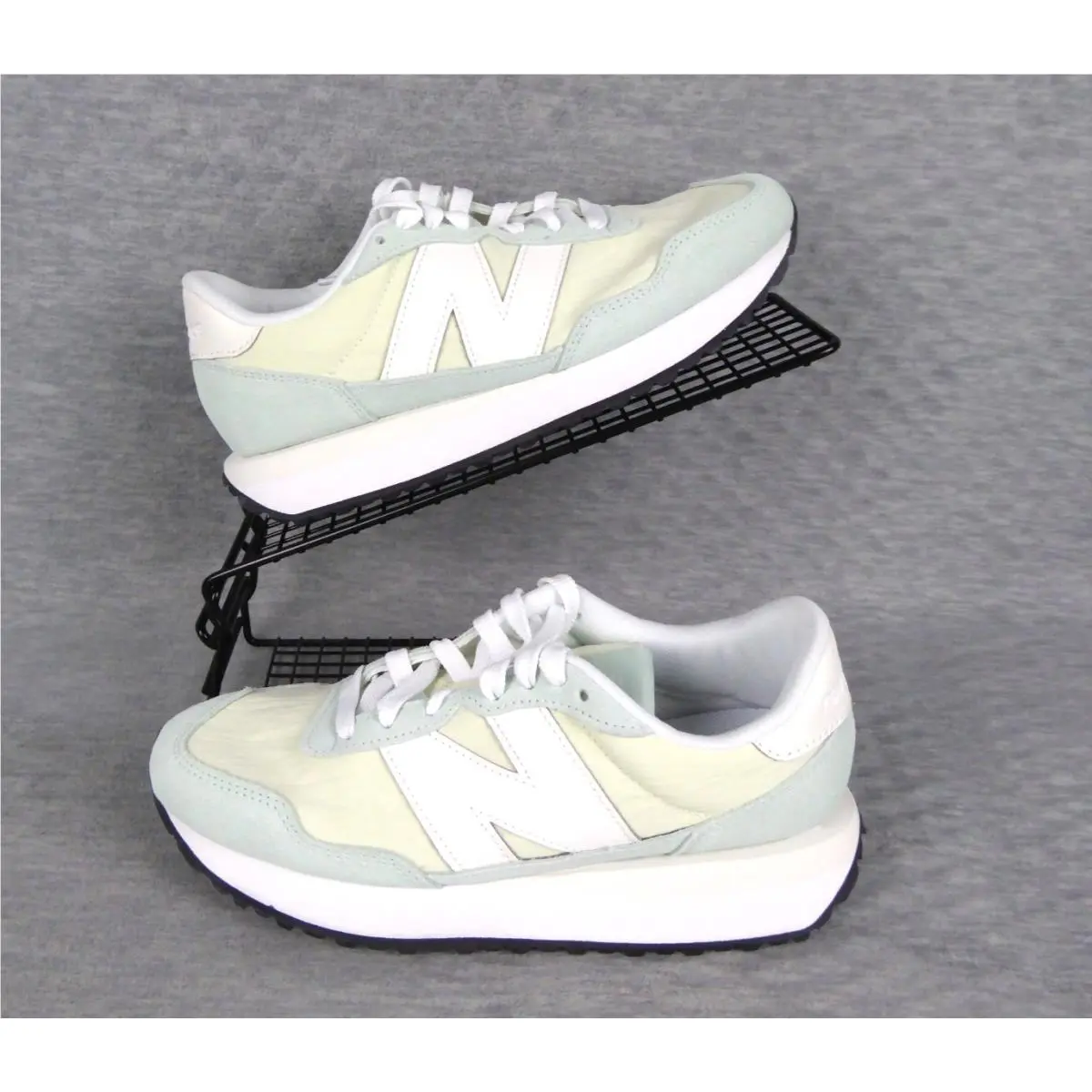 237 Retro Running Sneakers Womens 7.5 B Mint Green Lifestyle Comfort by New Balance