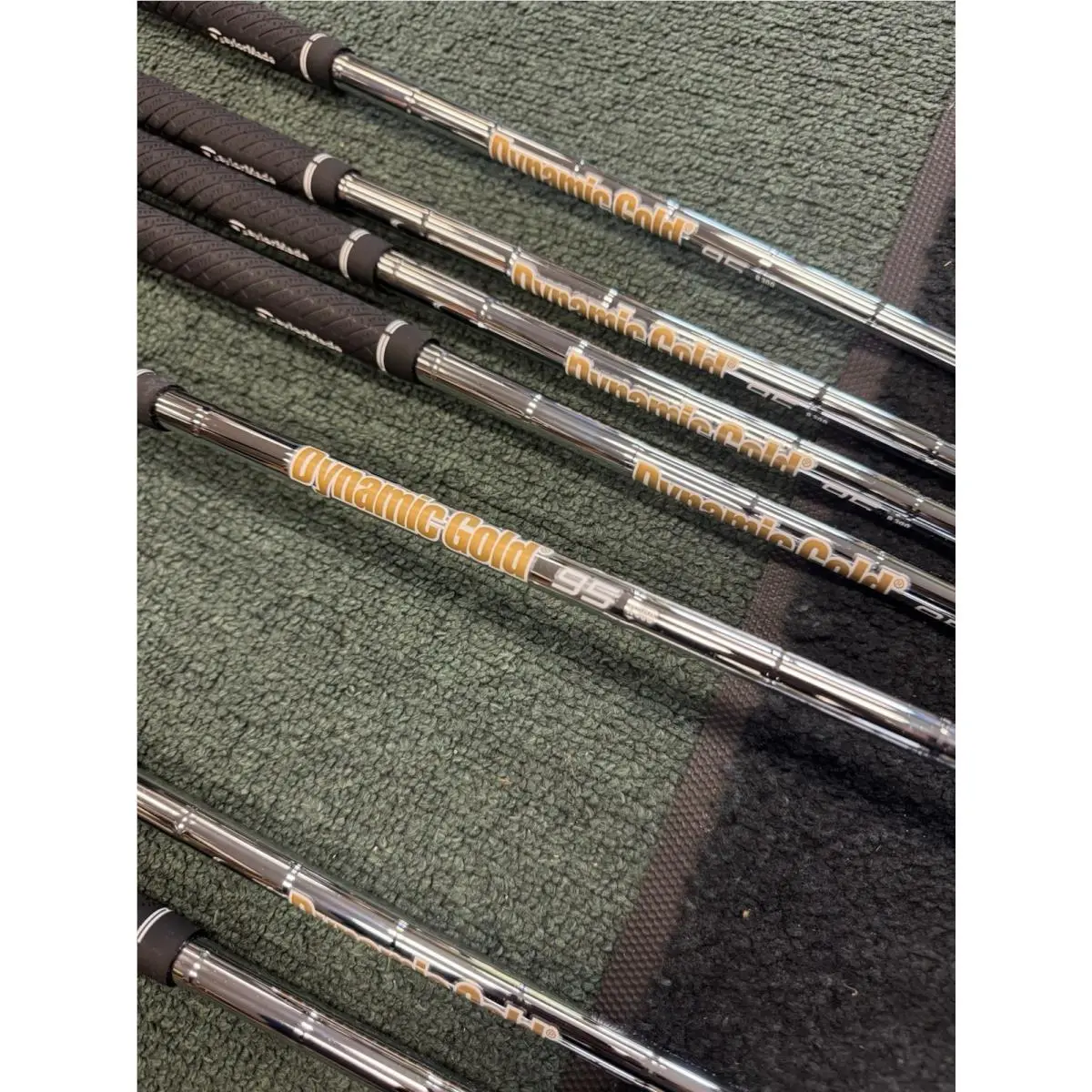 TaylorMade  - TaylorMade P790 - Silver 2