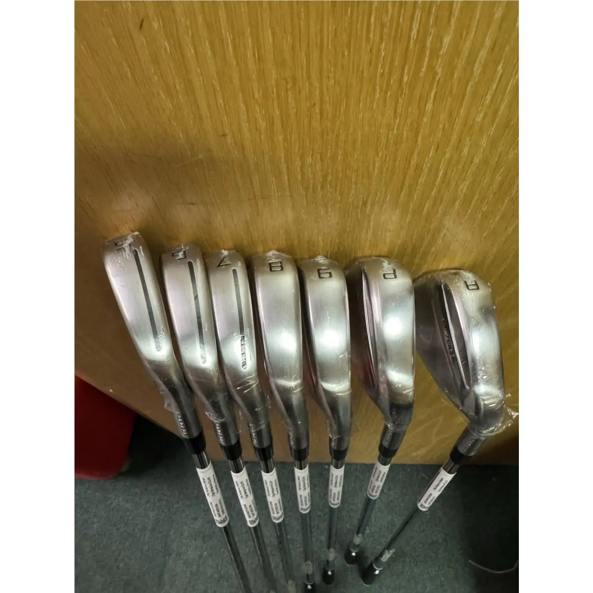 TaylorMade  - TaylorMade P790 - Silver 5