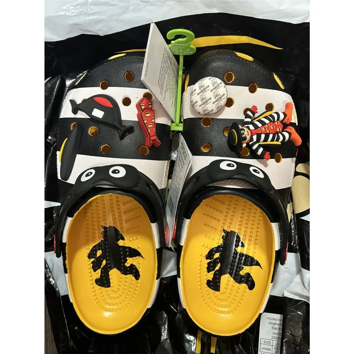 Mcdonald’s X Crocs Hamburglar Classic Clog M5 W7 US Sandals Bag Jibbitz